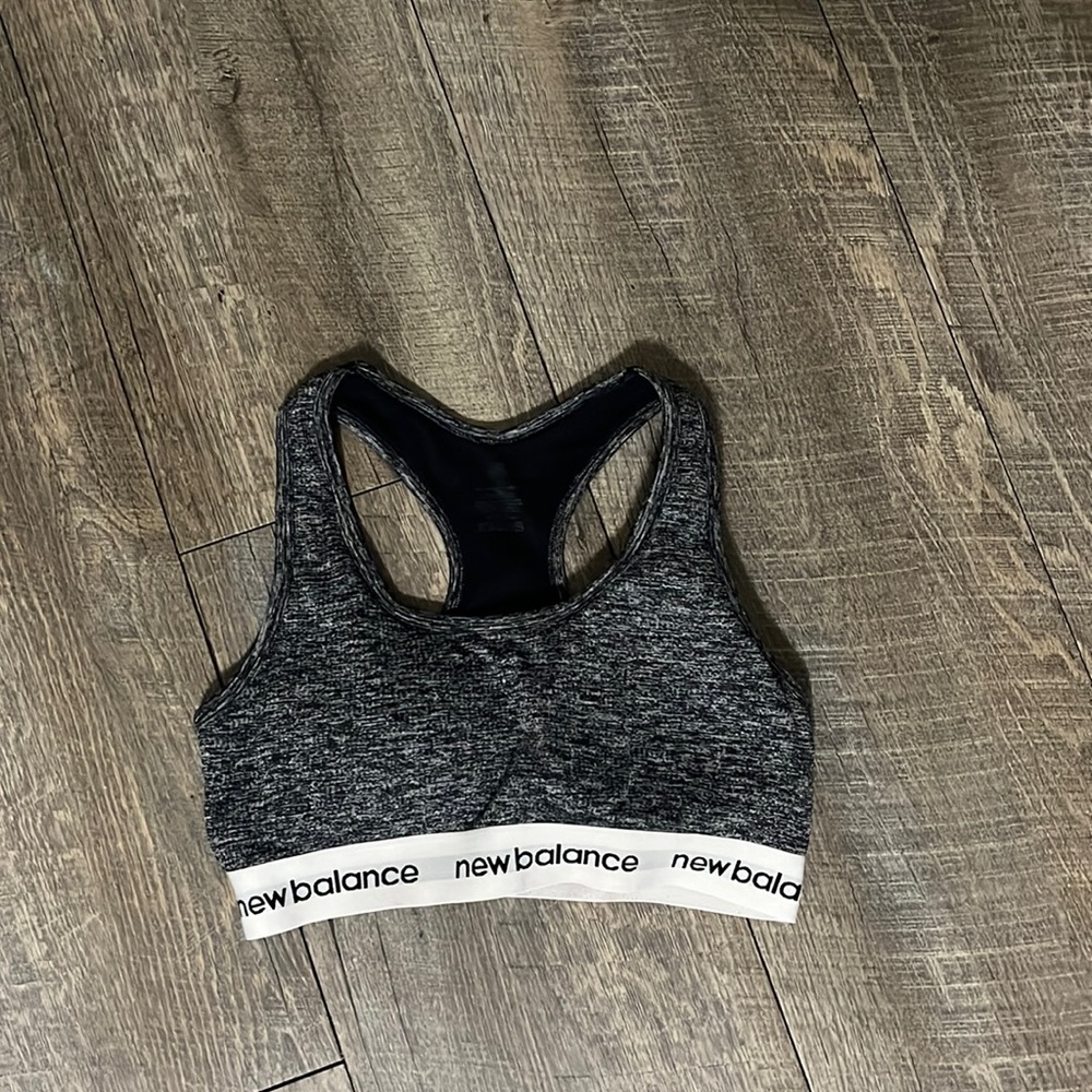 NEW BALANCE SPORTS BRA